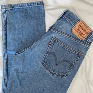 505 LEVIS MEDIUM WASH JEANS 30W 32L